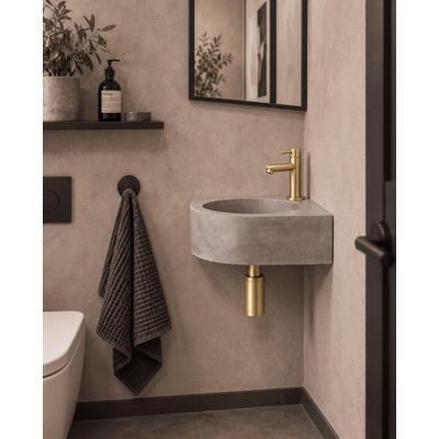 Fortifura Fuente hoekfonteinset – 31.5x31.5x10 cm – beton grijs – mat gouden kraan