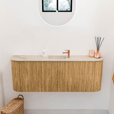 Mondiaz JOYA-DLUX 113.2cm toiletmeubel - ronding links en rechts kleur Oak - Wastafel FAYE positie Midden 1 kraangat kleur Frappe.