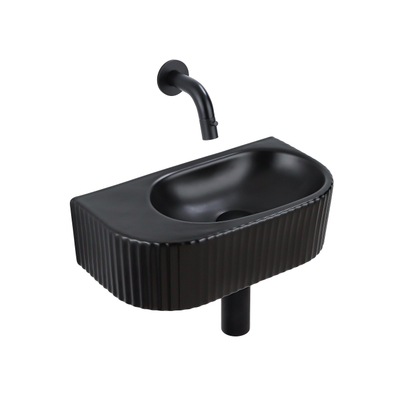 QeramiQ Fuente Fonteinset - 40x21.5x12cm - geribbeld - halfrond - keramiek - fonteinkraan zwart mat - afvoerplug - verlaagd sifon - zwart mat