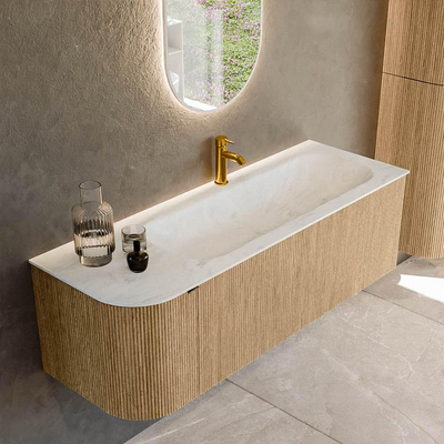 MONDIAZ KURVE-DLUX meuble de salle de bains 135 cm avec module 25 L couleur Oak avec 1 tiroir et 1 porte. Lavabo BIG MEDIUM à droite 1 trou de robinet couleur Opalo.