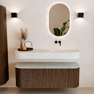 MONDIAZ THOR-DLUX 130cm badmeubel ronding links + rechts kleur Walnut met 1 lade en 2 deuren. Vrijhangende wastafel CLOUD Rechts zonder kraangat kleur Opalo.