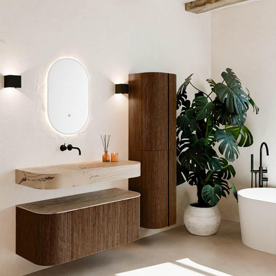 MONDIAZ THOR-DLUX 110cm badmeubel ronding links + rechts kleur Walnut met 1 lade en 2 deuren. Vrijhangende wastafel CLOUD Midden zonder kraangat kleur Arena.