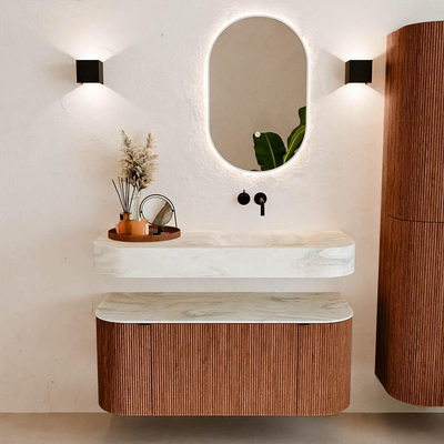MONDIAZ THOR-DLUX 110cm badmeubel ronding links + rechts kleur Ruby met 1 lade en 2 deuren. Vrijhangende wastafel CLOUD Rechts zonder kraangat kleur Ostra.