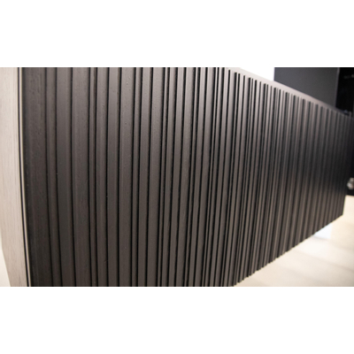 Saniclass Holz Base Badkameronderkast 120cm 1 lade greeploos zwartbruin met zwart keramieken wastafel 2 bakken 2 crosswater kranen en 2 x clickwaste brons. SHOWROOMMODEL