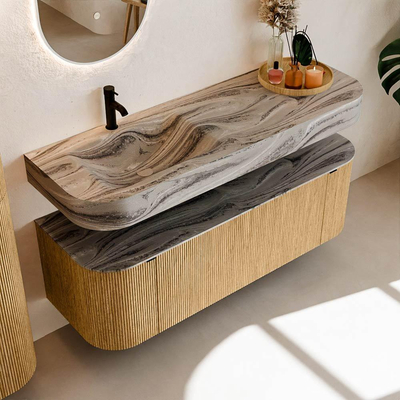 MONDIAZ THOR-DLUX 140cm badmeubel ronding links + rechts kleur Oak met 1 lade en 2 deuren. Vrijhangende wastafel CLOUD Links 1 kraangat kleur Sombra.