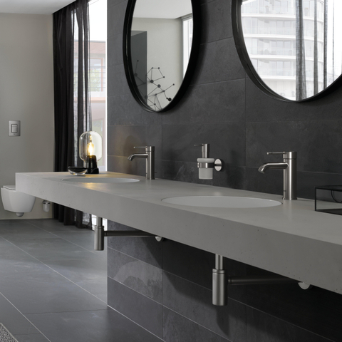 GROHE Essence new Mitigeur de lavabo Sur pied - bec 11,6cm - taille S - SuperSteel SW73266
