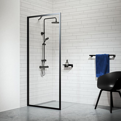 Tiger Tyne ensemble de douche pluie sans robinet – douche de tête Ø 22,5 cm – barre de douche avec inverseur – douchette avec flexible – noir mat SW544593