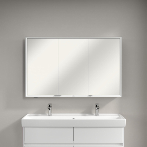 Villeroy & Boch My View Now spiegelkast - met 3 deuren - met led verlichting en wastafelverlichting - 120x75x16.8cm - met sensorschakelaar - Aluminium (zilver) SW701253