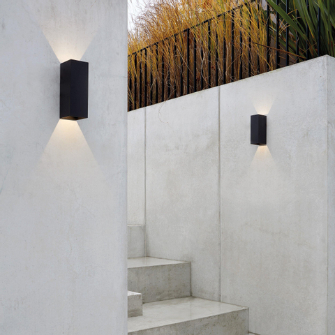 Astro Oslo 255 Applique murale LED 25.5x9x11cm IP65 éclairage intégré noir SW378127