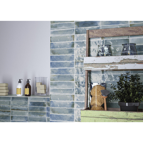 Terravito Giavelo wand- en vloertegel - 6x24.6cm - 8.4mm - Rechthoek - Overig - glans blauw - Sky SW1601904