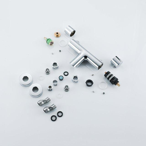 Fortifura Calvi Thermostatische badkraan - met ronde handdouche handdouchehouder en - metalen doucheslang - hoogglans chroom SW811978