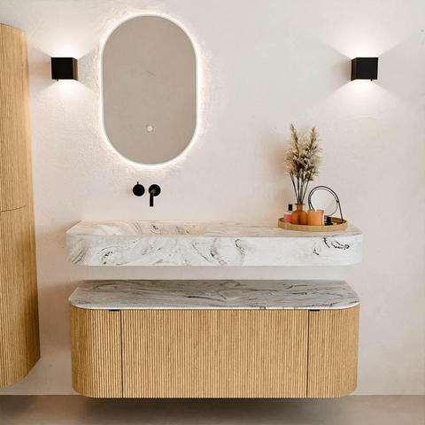 MONDIAZ THOR-DLUX 130cm badmeubel ronding links + rechts kleur Oak met 1 lade en 2 deuren. Vrijhangende wastafel CLOUD Links zonder kraangat kleur Glace. SW1463521