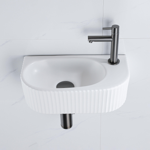 QeramiQ Fuente pack lave-mains – 40 x 21,5 x 12 cm – céramique blanc mat – perçage à droite – robinet gunmetal – cannelé SW1233033