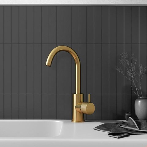 Hotbath Cobber X Wastafelmengkraan - met draaibare uitloop - zonder waste - PVD - geborsteld messing (goud) SW440757