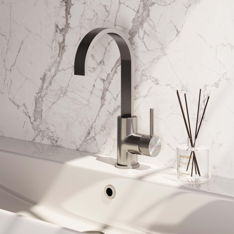Brauer Brushed carving Mitigeur de lavabo à poser - haut - orientable - bec plat - modèle a - PVD - inox brossé SW716005