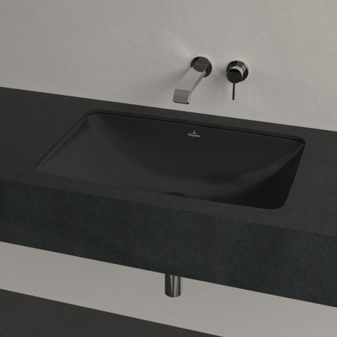 Villeroy & Boch Loop & Friends onderbouwwastafel - 61.5x38cm - zonder kraangat - met overloop CeramicPlus - Pure Black (zwart) SW1162572