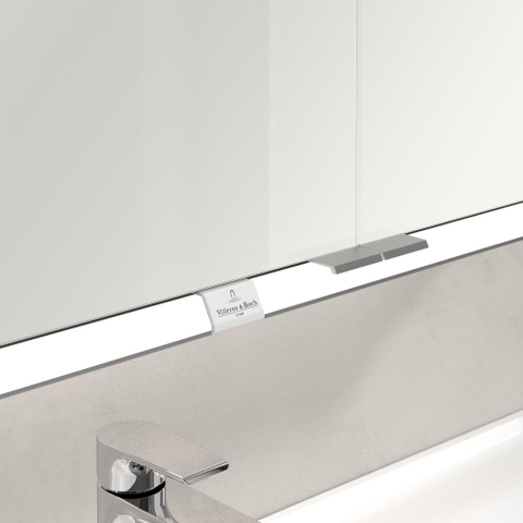 Villeroy & Boch My View Now My view spiegelkast - 100x75cm - 2 deuren - 3 contactdoos LED - zilver SW641573