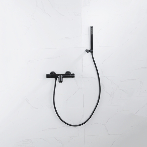 Fortifura Calvi Robinet de baignoire thermostatique avec douchette stick, support et flexible lisse Noir mat SW811956