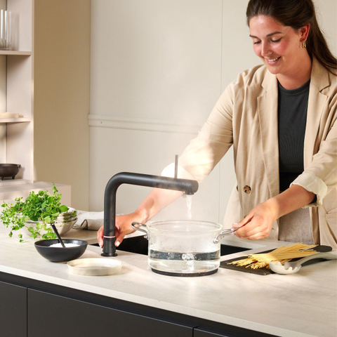Quooker Front kokendwaterkraan - Combi+ reservoir - Warm / kokend water - Zwart mat SW804561