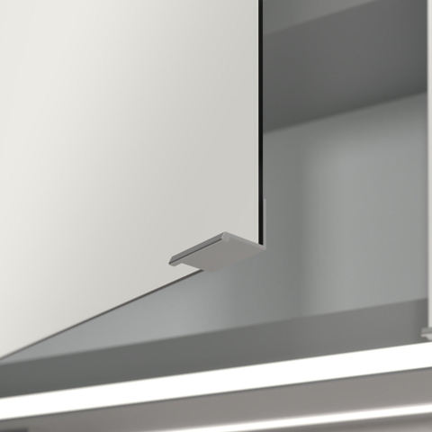 Villeroy & Boch My View Now spiegelkast - met 3 deuren - met led verlichting en wastafelverlichting - 140x75x16.8cm - met in/uit schakelaar - Aluminium (zilver) SW701121