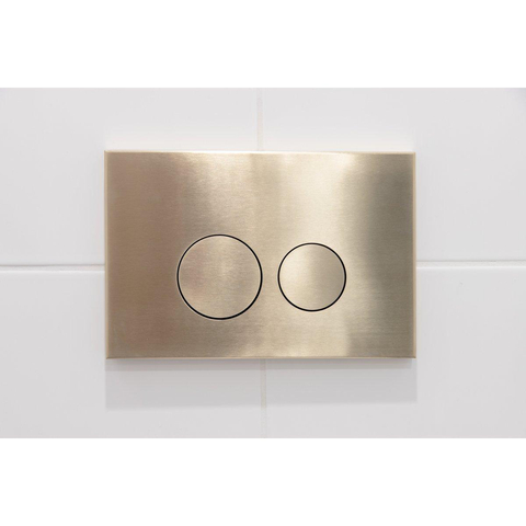 QeramiQ Dely Toiletset - 36.3x51.7cm - diepspoel - rimless - Geberit UP320 inbouwreservoir - softclose toiletzitting - geborsteld messing bedieningsplaat - ronde knoppen - wit mat SW804614
