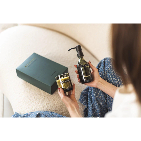 Wellmark Discover giftset - handzeep en geurkaars - dark amber - smokey zwart glas SHOWROOMMODEL SHOW26758