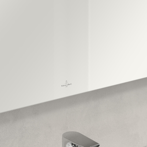 Villeroy & Boch More to see 14 More To See spiegel - met geïntegreerde LED verlichting horizontaal - 3 voudig dimbaar - 80x75x4.7cm - glans zilver 1024967