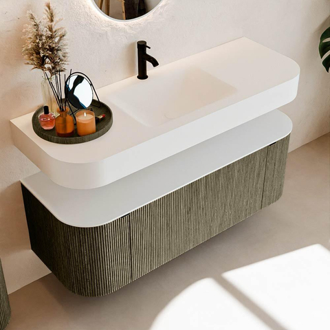 MONDIAZ THOR 130cm meuble de salle de bains arrondi gauche + droite couleur Shadow avec 1 tiroir et 2 portes. Vasque suspendue CLOUD Milieu 1 trou de robinet couleur Talc. SW1463763
