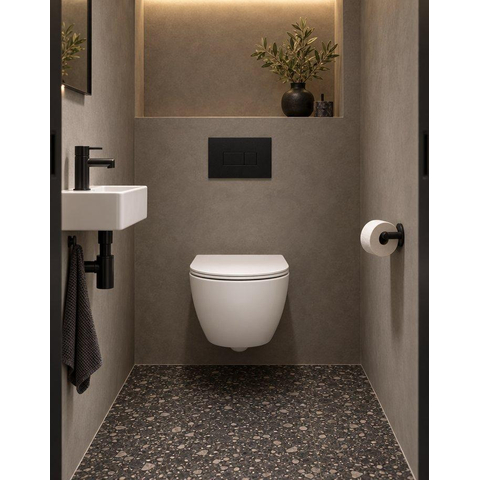QeramiQ Dely Swirl Compact Toiletset - inbouwreservoir QeramiQ flush - slim zitting - kunststof bedieningsplaat mat zwart - rechthoekige knoppen - mat wit SW1590652