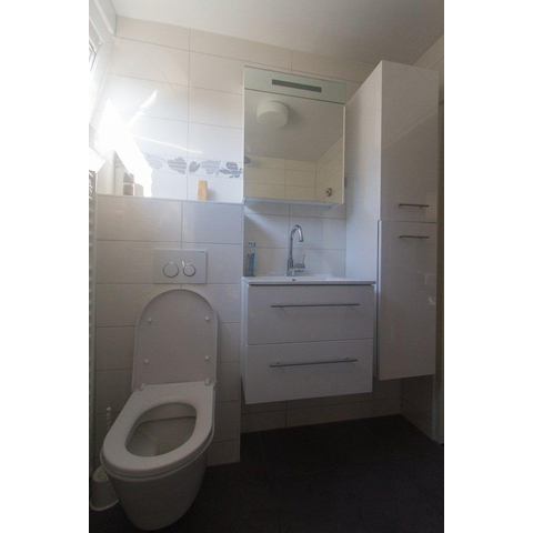 Saniclass Double Face Armoire toilette 60x70x15cm avec 1 porte droite et éclairage LED Blanc brillant SW2209