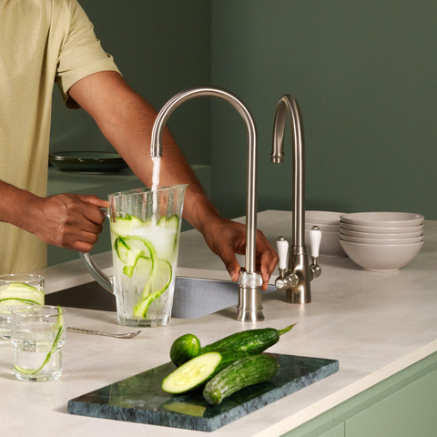 Quooker Classic Nordic Round kokendwaterkraan - draaibare uitloop - Combi+ reservoir - Warm / kokend water - RVS SW299681