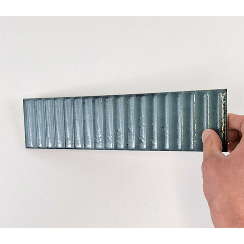 ÉCHANTILLON Terravito Sileno Pour carreau mural - 30x7.5cm - 8mm - rainure - Vert SW1221333