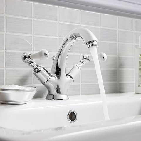 Crosswater Belgravia Wastafelkraan witte grepen medium - met waste - hoogglans chroom SW24291