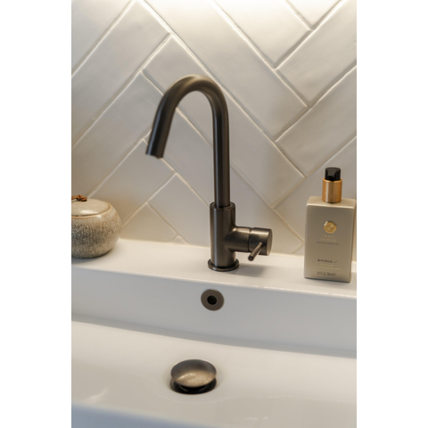 Fortifura Calvi wastafelkraan - hoog - draaibare - uitloop - PVD - geborsteld gunmetal (antraciet) SW809350