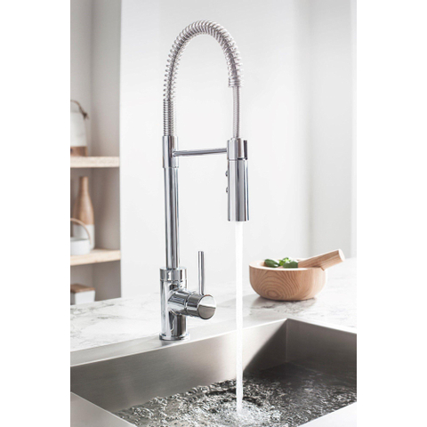Crosswater Cook Keukenkraan enkele bediening - met flexibele veer uitloop - met handdouche - met bediening - hoogglans chroom SW104492