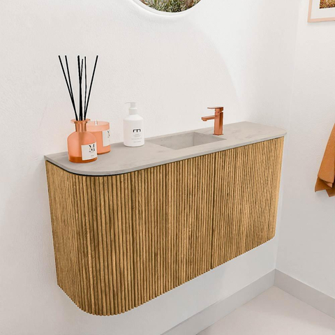 Mondiaz JOYA-DLUX 83.2cm toiletmeubel - ronding links en rechts kleur Oak - Wastafel FAYE positie Midden 1 kraangat kleur Opalo. SW1422162