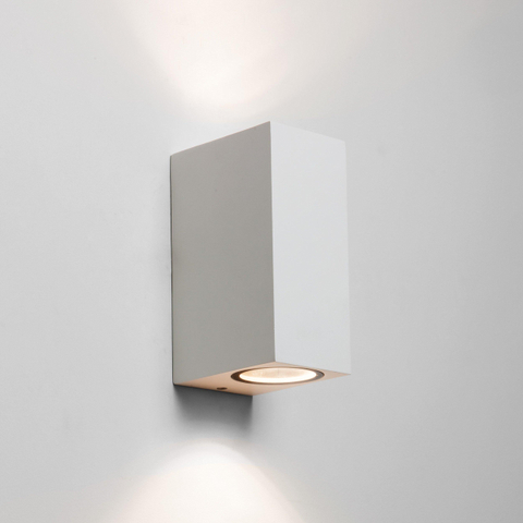 Astro Chios 150 Applique murale 15x6.8x9.2cm LED IP44 culot GU10 blanc SW75543