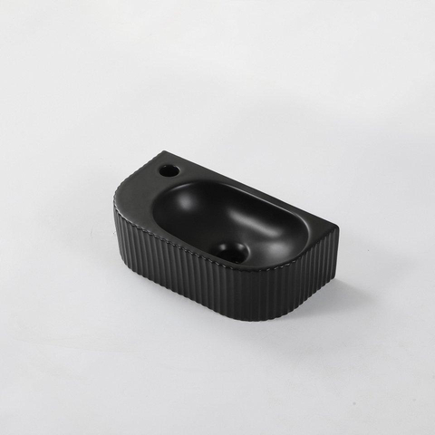 QeramiQ Fuente Ensemble de Lavabo - 40x21.5x12cm - gauche - strié - demi-rond - 1 trou de robinet - céramique - ensemble de robinet blanc mat - bouchon de vidange - siphon abaissé - noir mat SW1233010