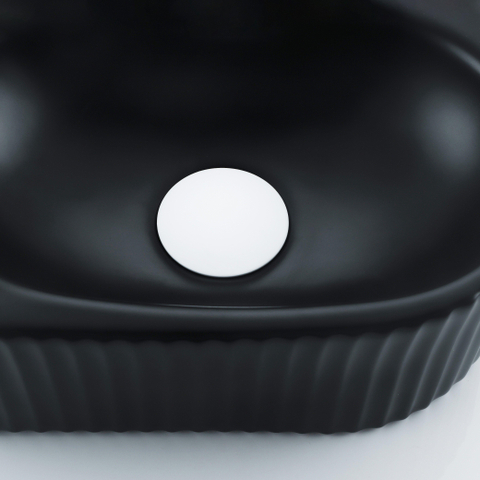 QeramiQ Fuente Ensemble de Lavabo - 40x21.5x12cm - gauche - strié - demi-rond - 1 trou de robinet - céramique - ensemble de robinet blanc mat - bouchon de vidange - siphon abaissé - noir mat SW1233010