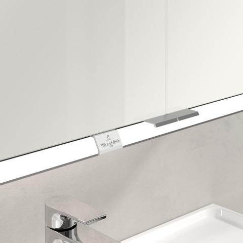 Villeroy & Boch My View Now My view spiegelkast - 80x75cm - 2 deuren - 2 contactdoos LED - zilver SW641657