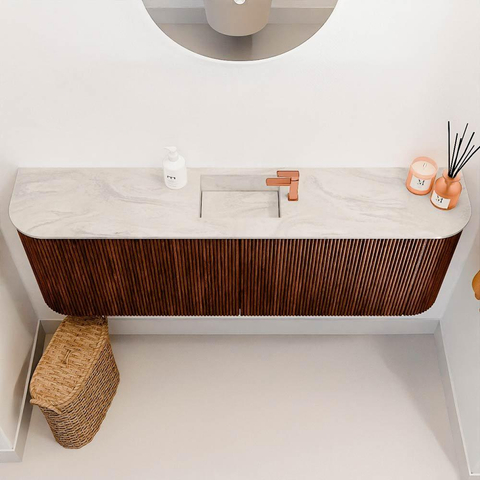 Mondiaz JOYA-DLUX 123.2cm toiletmeubel - ronding links en rechts kleur Ruby - Wastafel FAYE positie Midden 1 kraangat kleur Ostra. SW1423830