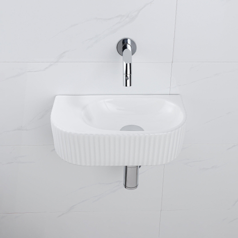 QeramiQ Fuente fonteinset – halfrond – 40x21.5x12 cm – keramiek wit glans – chromen kraan – geribbeld SW1233078