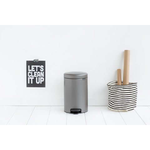 Brabantia NewIcon Poubelle 12 litres avec seau intérieur en plastique Platinum SW767514