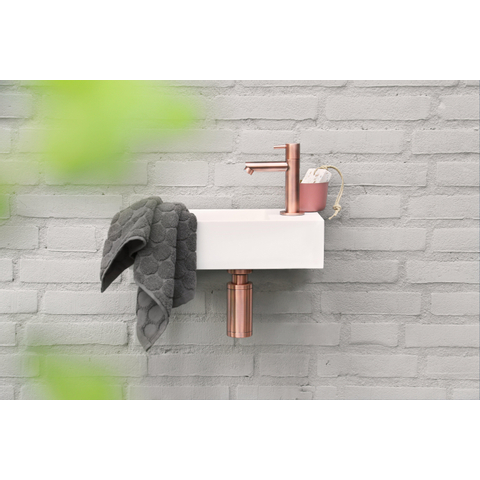 Differnz Solid pack lave-mains – 36 x 18,5 x 9 cm – Solid Surface blanc – robinet droit cuivre SW450890