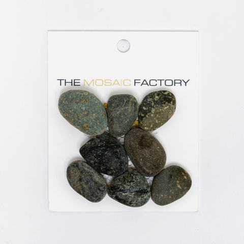 ÉCHANTILLON The Mosaic Factory Natural Stone carreau mosaïque 30x30cm pour mur et sol pour intérieur et extérieur galet gris foncé SW862193