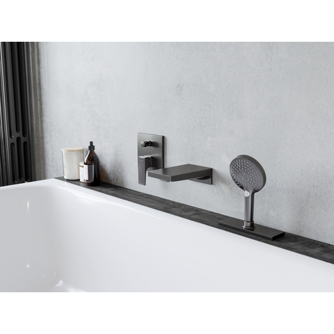 Hansgrohe Metropol Baduitloop breed - wandmontage - voorsprong uitloop 18.5cm - hoogglans zwart chroom SW358681