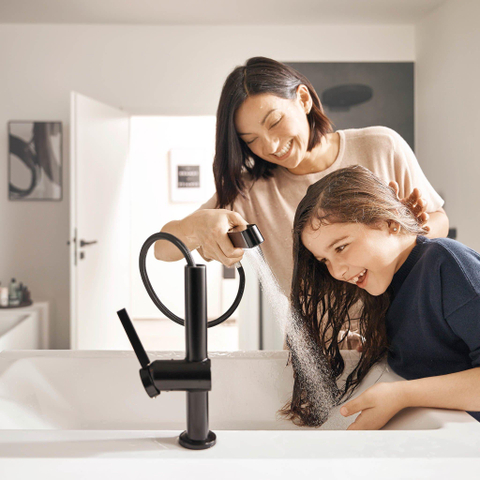 Hansgrohe Finoris Wastafelkraan - 230 - 2jet - met uittrekbare vuistdouche - met afvoerplug - mat zwart SW651140
