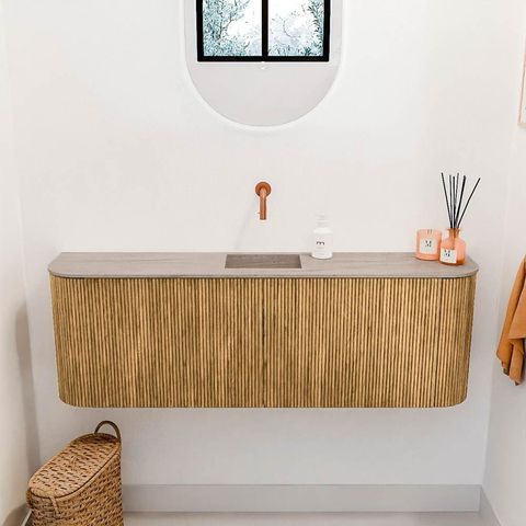 Mondiaz JOYA-DLUX 123.2cm toiletmeubel - ronding links en rechts kleur Oak - Wastafel FAYE positie Midden Zonder kraangat kleur Saba. SW1424251