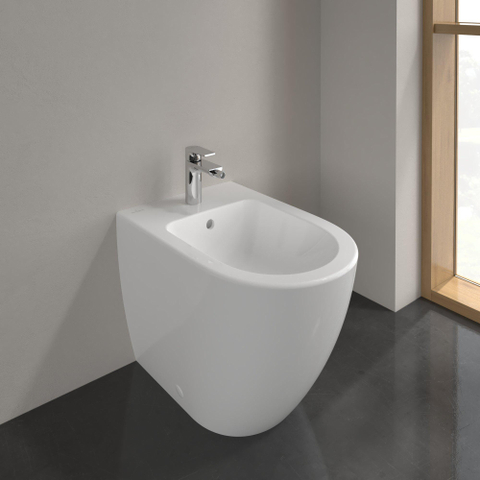 Villeroy & Boch Subway 2.0 staand bidet - 37x56cm - 3 kraangaten middelste open - met overloop - White Alpine (glans wit) 1025182
