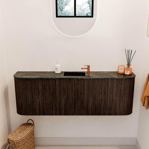 Mondiaz JOYA-DLUX 123.2cm toiletmeubel - ronding links en rechts kleur Walnut - Wastafel FAYE positie Midden 1 kraangat kleur Lava. SW1422480
